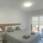 Moderno A 200m De La Playa Apartamento